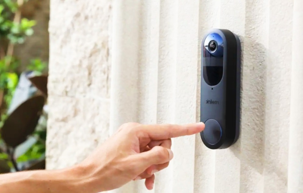 Reolink Battery Doorbell Best video doorbell for most people, runner-up