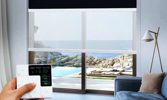 Motorized Roller Blinds